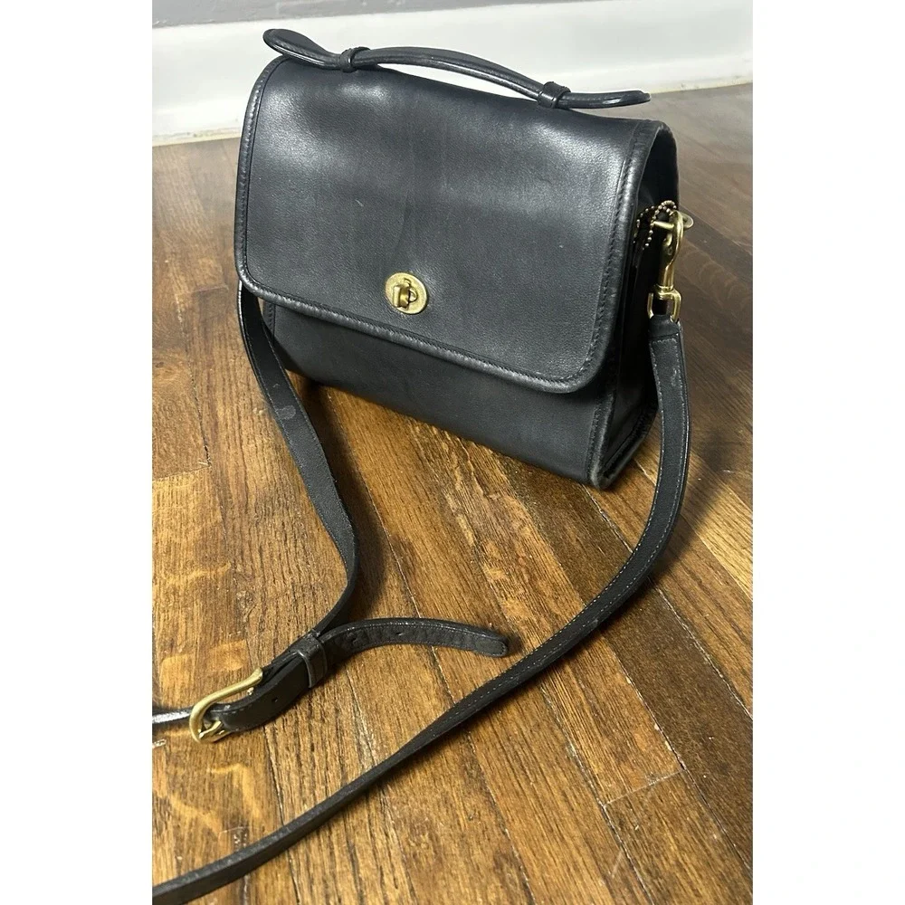 COACH 9870 Court Bag Vintage Black Glove Leather Crossbody Satchel Handbag 1990s - Picture 3 of 13